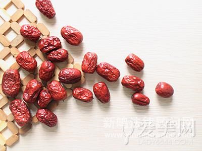 橘梨子,苹果明年发布三款手机